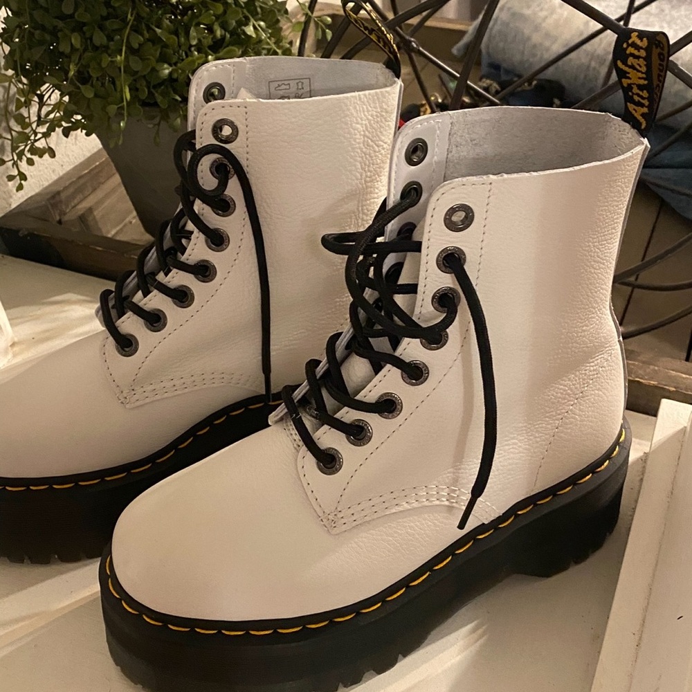 White Leather Lace-Up Boots